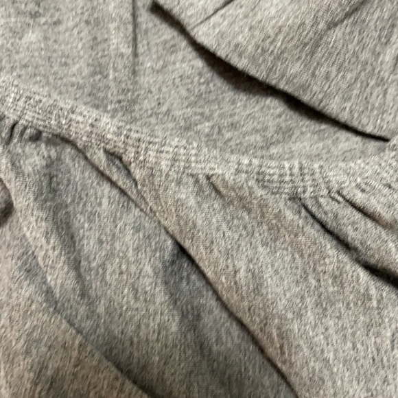 NWT Fabletics long-sleeved high neck grey shirt. Large - Picture 3 of 4